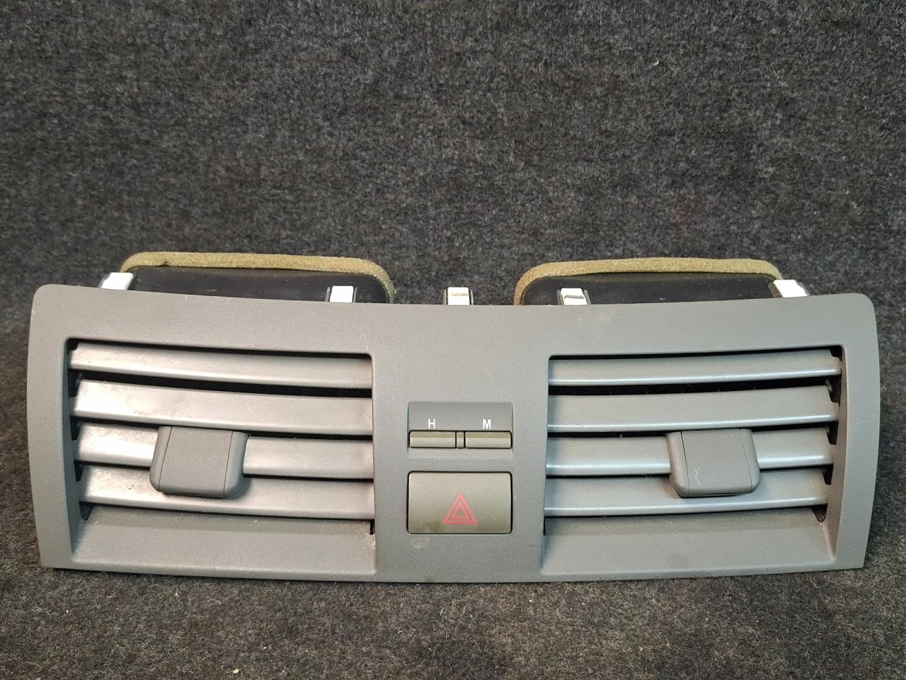 дефлектор обдува салона Toyota Camry 7 поколение XV40 2008, 2.4 л., 2AZ-FE, бензин, АКПП, седан, передний привод - фото №1