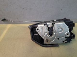 замок двери задней левой BMW X5 E70 2008, 3.0 л., дизель, АКПП, серый, внедорожник 5 дв., полный привод, правый руль, 7167075