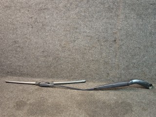 щеткодержатель (поводок стеклоочистителя, дворник) Ford Explorer 6 поколение U625 2020, 3.0 л., бензин, АКПП, внедорожник 5 дв., полный привод, LB5B17526AB