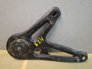 кронштейн (крепление) Chevrolet Traverse 2 поколение [рестайлинг] 2022, 3.6 л., бензин, АКПП, белый, внедорожник 5 дв., полный привод, 23442914