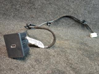 разъем AUX / USB Ford Escape 4 поколение CX482 2020, 1.6 л., LUB, бензин, АКПП, белый az, внедорожник 5 дв., полный привод, LJ6T-14G671-BA