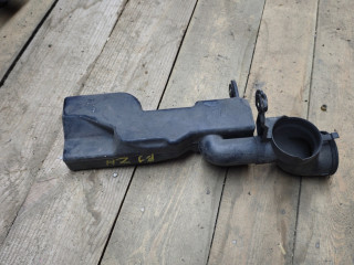 резонатор воздушного фильтра Mazda 323 6 поколение [рестайлинг] 2001, 1.6 л., бензин