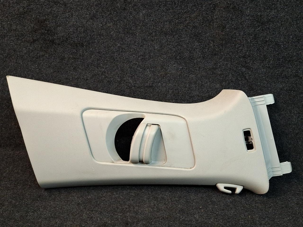 обшивка стойки центральной правой Volkswagen Jetta 7 поколение 2019, 1.4 л., бензин, АКПП, синий, седан, передний привод, 17A868312 - фото №1