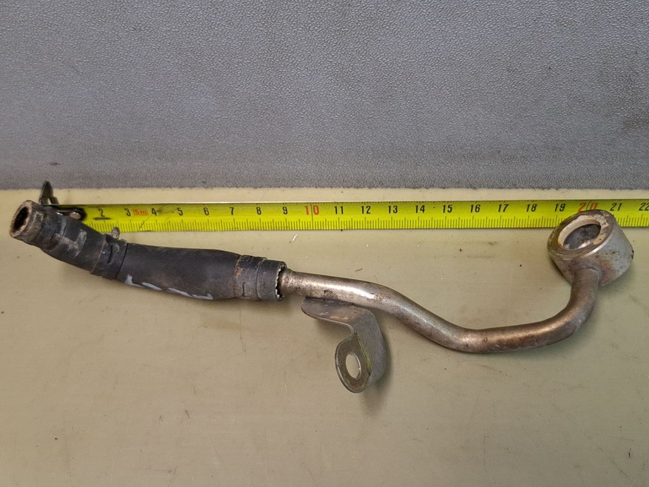 трубка охлаждения турбины Mazda CX-7 1 поколение 2009, 2.3 л., L3-VDT, бензин - фото №1