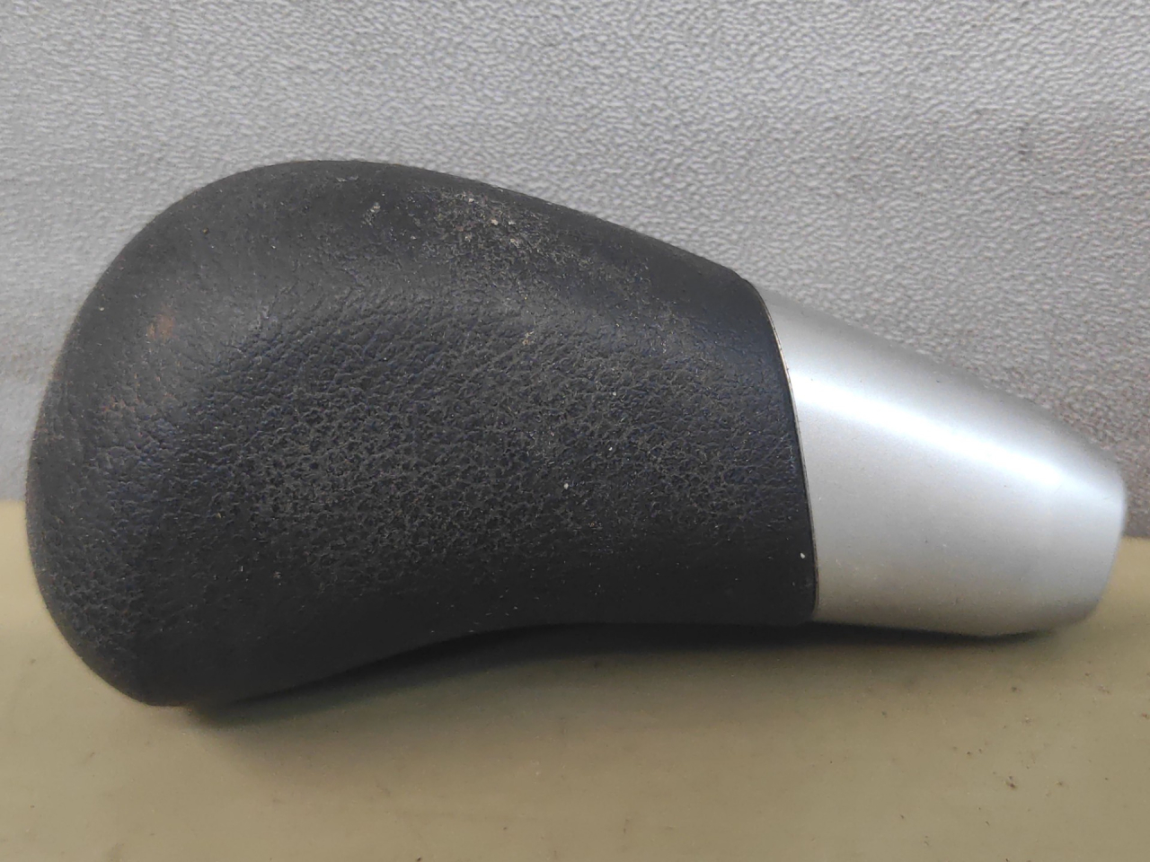 ручка кулисы КПП Mitsubishi Lancer 10 поколение 2009, 2.0 л., бензин, АКПП - фото №1