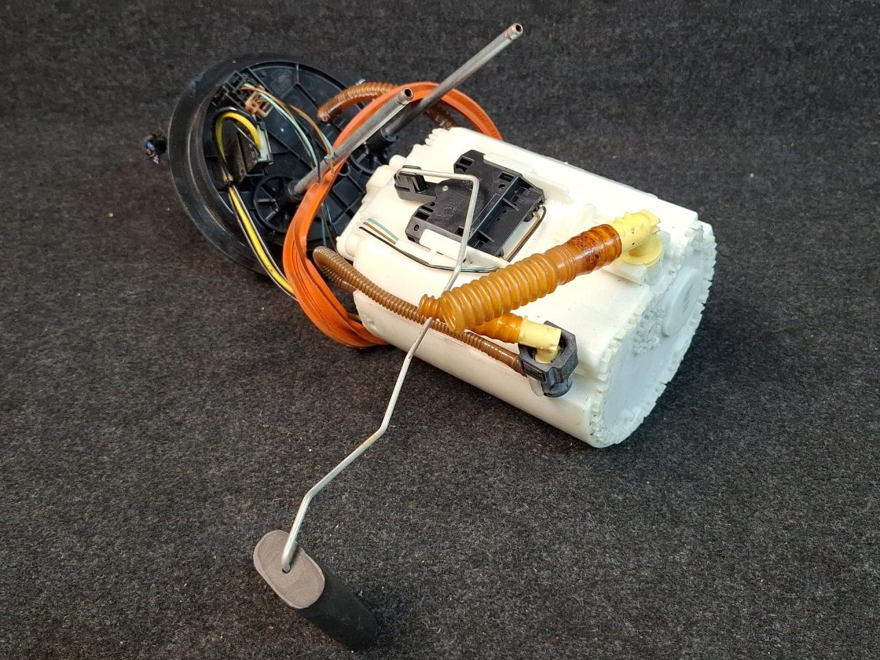 насос топливный Volkswagen Tiguan 2 поколение 2020, 2.0 л., бензин, АКПП, серый, полный привод, 5QF919087J - фото №1