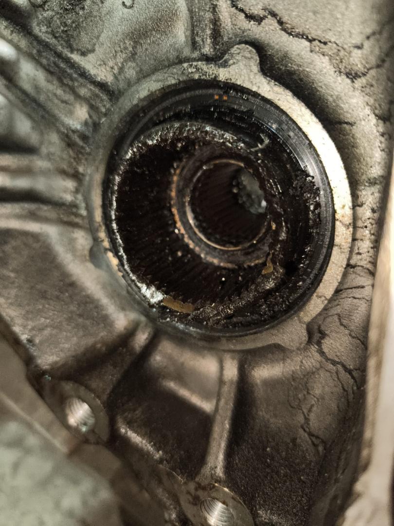 КПП автоматическая (АКПП) Mazda CX-7 1 поколение 2009, 2.3 л., L3-VDT, бензин, АКПП - фото №1