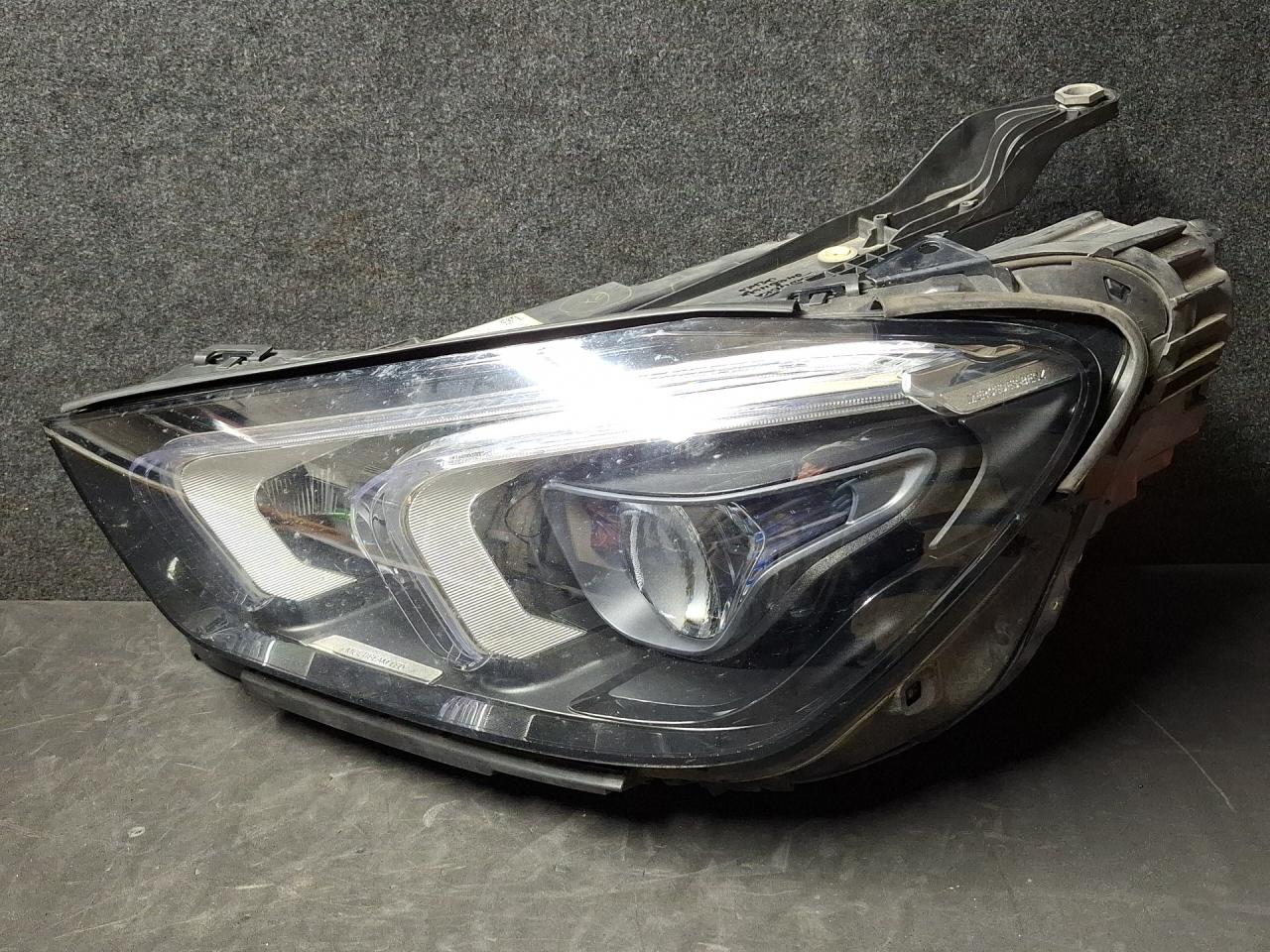 фара левая Mercedes-Benz GLE V167 2019, A1679061600 - фото №1