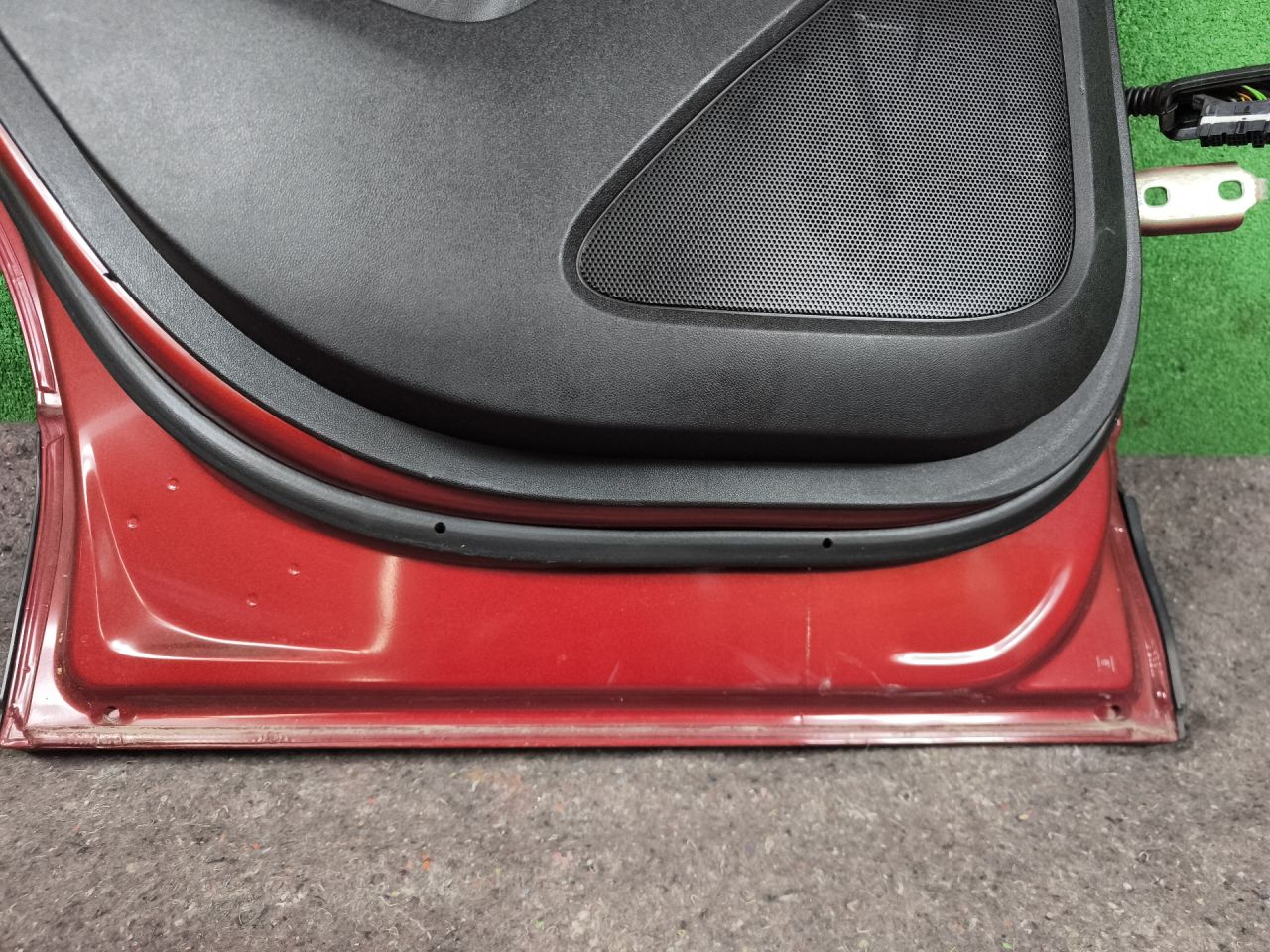 дверь задняя левая Chevrolet Equinox 3 поколение 2018, 2.0 л., бензин, АКПП, передний привод - фото №1