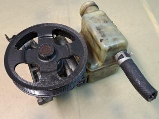 насос гидроусилителя руля Mazda CX-7 1 поколение 2006