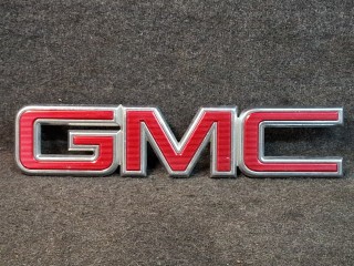 эмблема GMC Terrain 2 поколение 2019, 1.5 л., бензин, АКПП, полный привод, 23456058