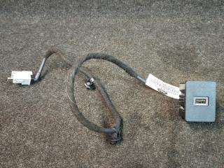 разъем AUX / USB Ford Escape 4 поколение CX482 2020, 1.6 л., LUB, бензин, АКПП, белый az, внедорожник 5 дв., полный привод, LJ6T-14D202-DA