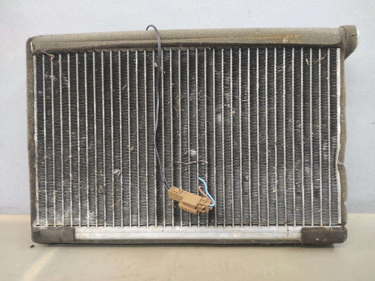 испаритель кондиционера Subaru Forester 3 поколение (SH) 2009, 2.5 л., EJ253, бензин, АКПП, синий, внедорожник 5 дв., правый руль - фото №1