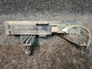 Антенна системы комфортного доступа Chevrolet Equinox 3 поколение 2018, 2.0 л., бензин, АКПП, передний привод, 13580790