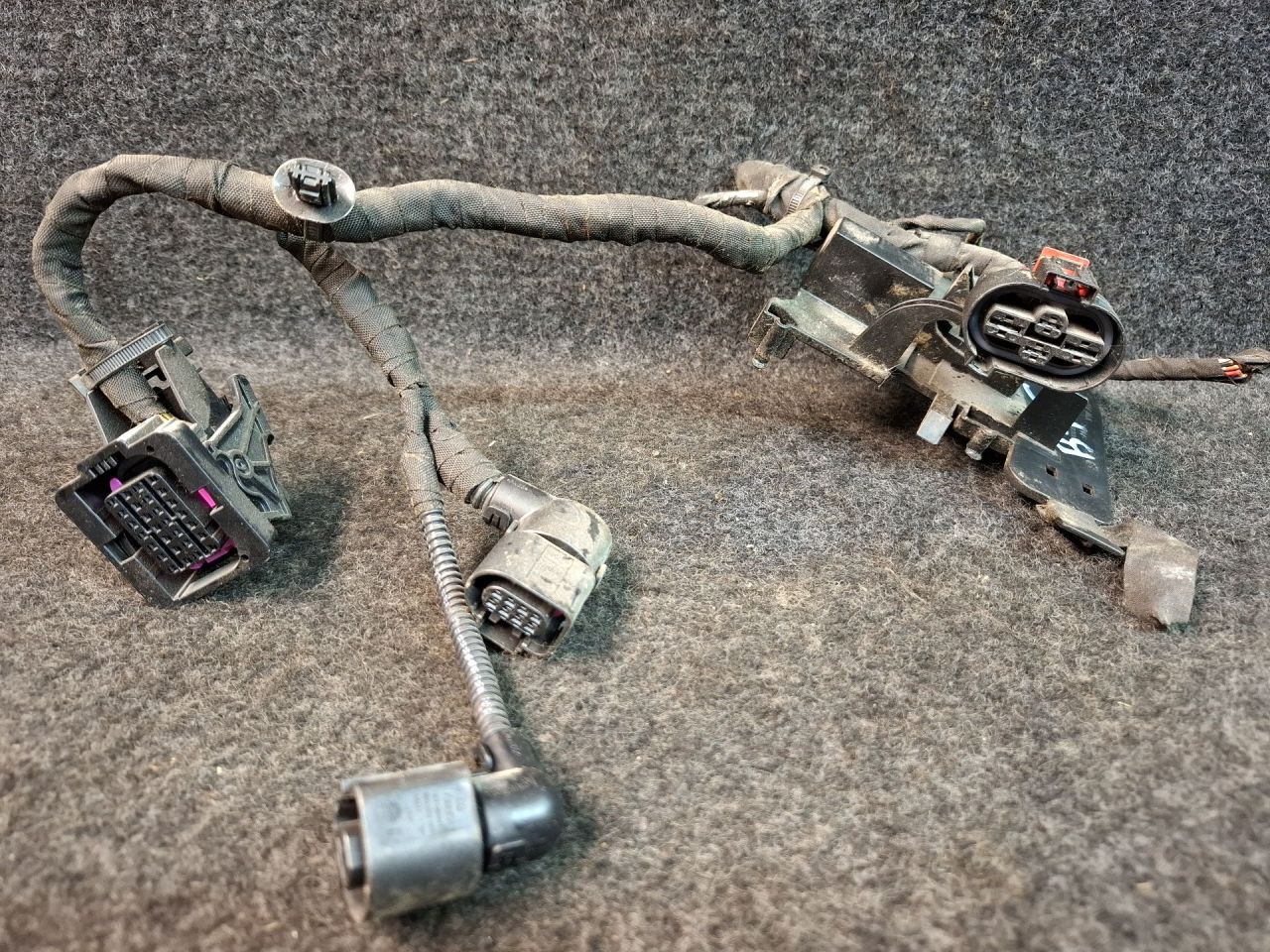 проводка Volkswagen Jetta 7 поколение 2019, 1.4 л., бензин, АКПП, серый, передний привод - фото №1