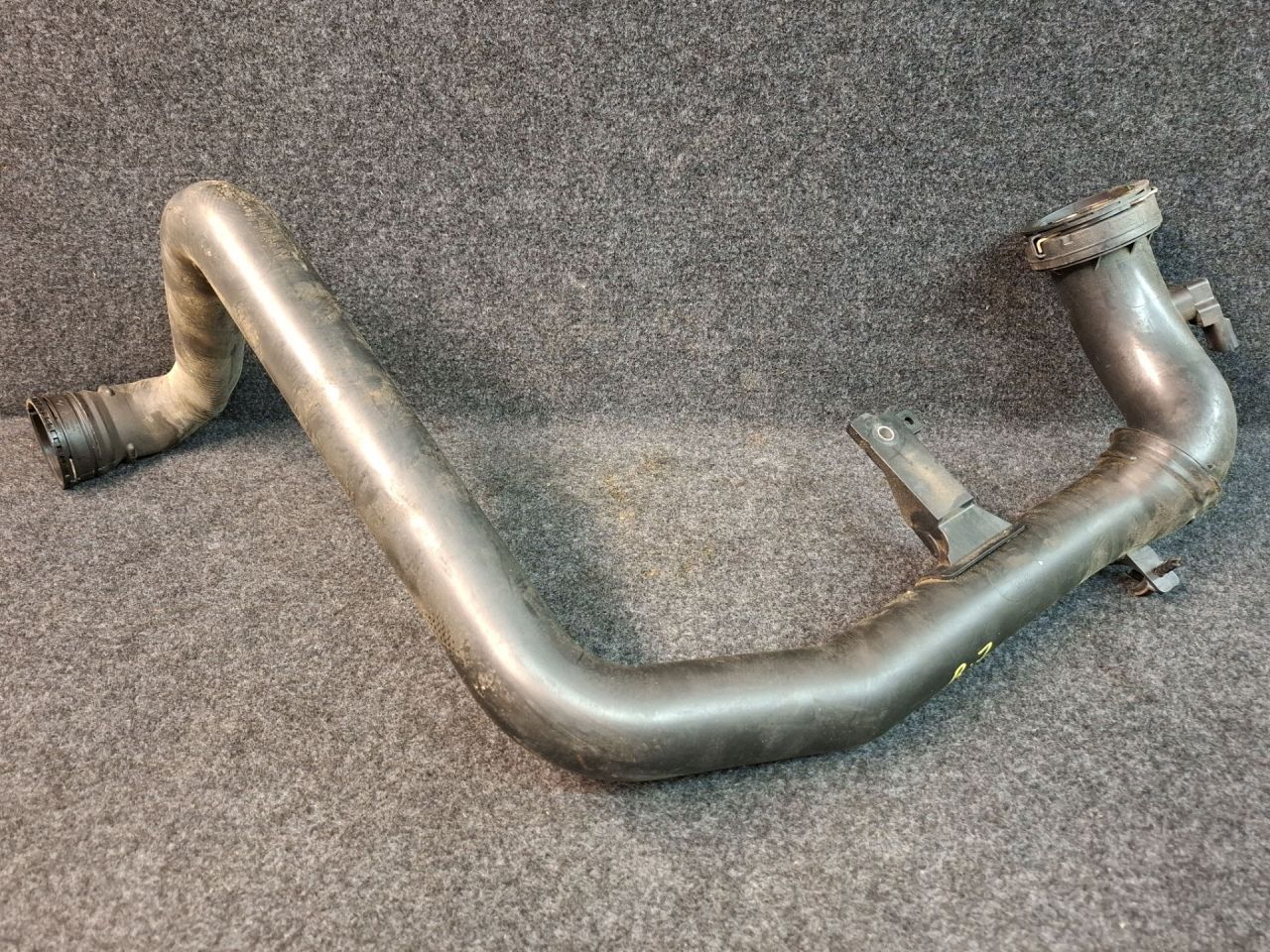 патрубок интеркулера Chevrolet Equinox 3 поколение 2018, 2.0 л., бензин, АКПП, передний привод, 84142255 - фото №1