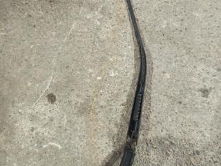 щеткодержатель (поводок стеклоочистителя, дворник) Mazda 6 1 поколение [рестайлинг] GY 2006, 2.0 л., RF7J, дизель, МКПП, серебристый