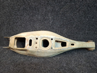 рычаг задний левый Chevrolet Equinox 3 поколение 2018, 1.5 л., бензин, АКПП, серый/441b, полный привод, 84059879