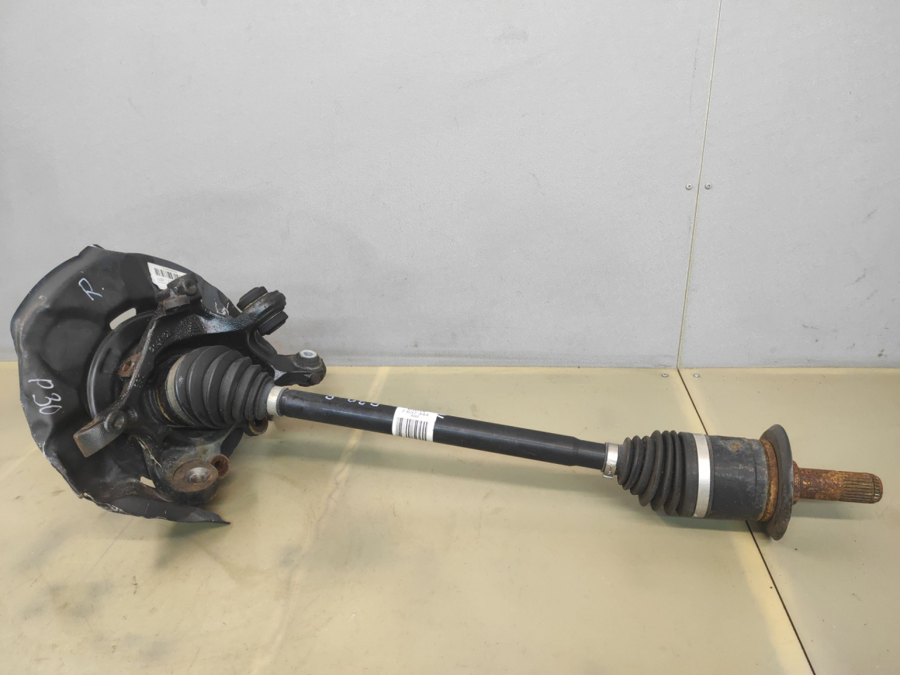 полуось задняя (приводной вал, ШРУС) BMW 3 серия F30/F31/F34 F30 2013, 2.0 л., N20 B20 A, бензин, АКПП, черный, седан, полный привод, 7637444, A102 - фото №1