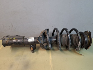 амортизатор передний правый Chevrolet Traverse 2 поколение [рестайлинг] 2022, 3.6 л., бензин, АКПП, белый, внедорожник 5 дв., полный привод, 84257826