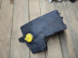 бачок омывателя Mazda 6 GG 2003, 2.0 л., бензин, седан