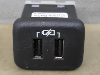 разъем AUX / USB Chevrolet Equinox 3 поколение 2019, 1.5 л., бензин, АКПП, белый 140х, минивэн, передний привод, 13598459