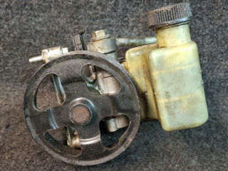 насос гидроусилителя руля Mazda 6 1 поколение [рестайлинг] 2006, 2.3 л., бензин