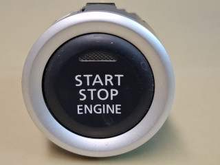 кнопка запуска двигателя Mitsubishi ASX 1 поколение 2012, 2.0 л., 4B11, бензин, АКПП, черный, внедорожник 5 дв., полный привод, 8610A101