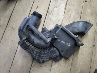 резонатор воздушного фильтра Mazda 3 1 поколение [рестайлинг] 2007, 2.3 л.