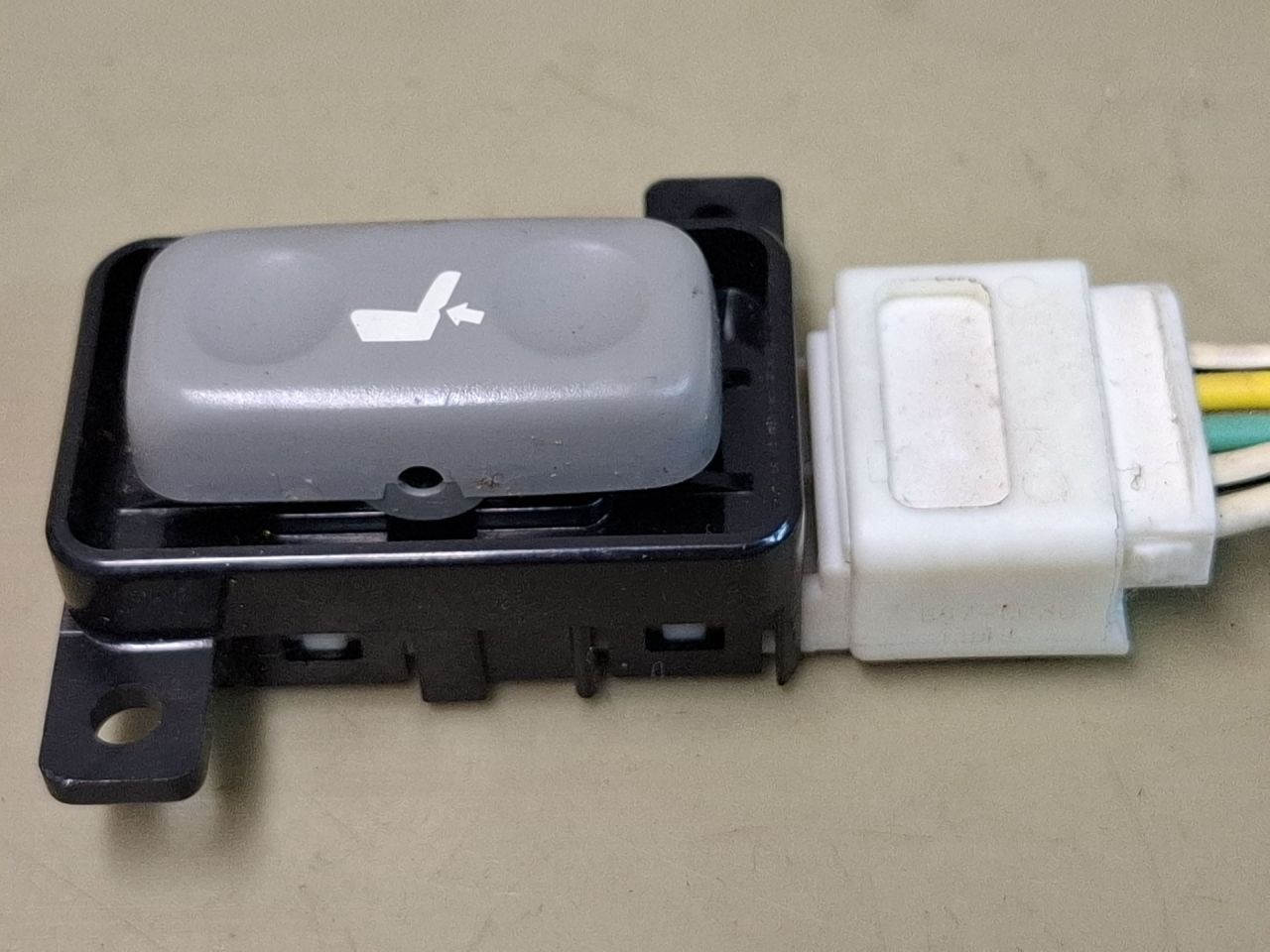 блок управления сиденьем Toyota Camry 7 поколение XV40 ACV40 2009, 2.4 л., 2AZ-FE, бензин, АКПП, синий, седан, передний привод, 18B052 - фото №1