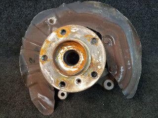 кулак поворотный левый BMW X4 F26 2016, 2.0 л., дизель, АКПП, черный