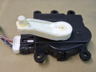 моторчик заслонки печки Mazda 6 3 поколение [рестайлинг] GJ 2016, 2.5 л., PYY1, бензин, АКПП, серый /42а, седан, передний привод