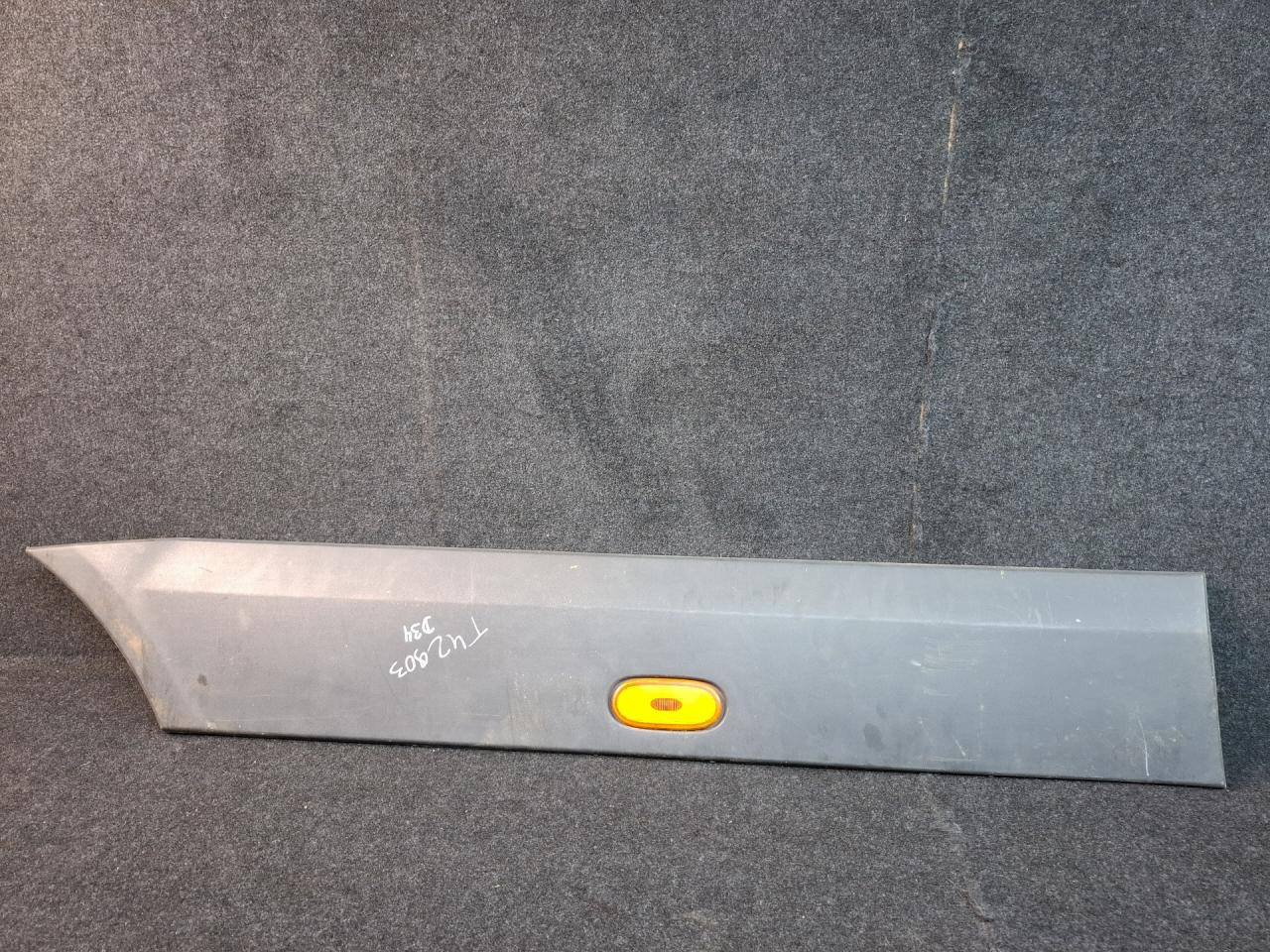 молдинг (накладка кузовная) Mercedes-Benz Sprinter 2 поколение (W906) 2007, 2.1 л., OM 646.701, дизель, МКПП, красный, A9066901862 - фото №1