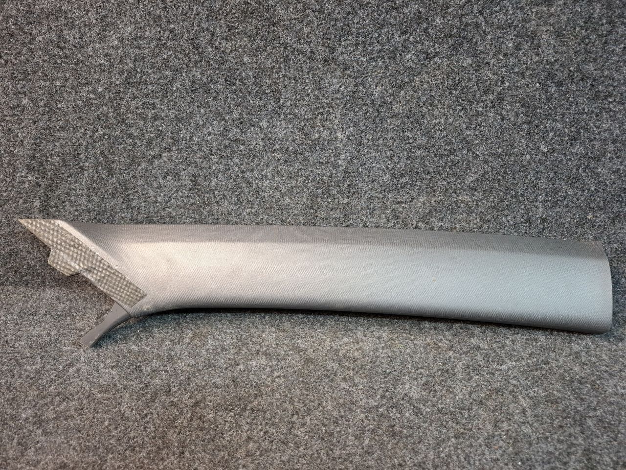 обшивка стойки Volkswagen Jetta 7 поколение 2021, 1.4 л., бензин, АКПП, серый, передний привод, 17A867234 - фото №1