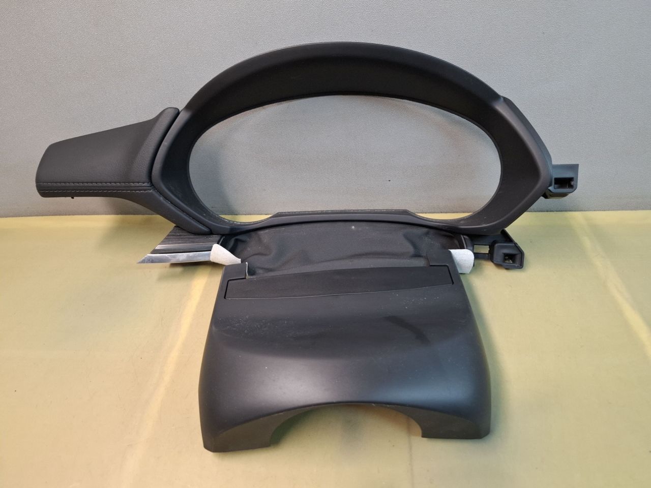 рамка панели приборов Mazda CX-5 2 поколение KF 2018, 2.5 л., PYY1, бензин, АКПП, серый/46g, внедорожник 5 дв., полный привод, KB7W55421 - фото №1