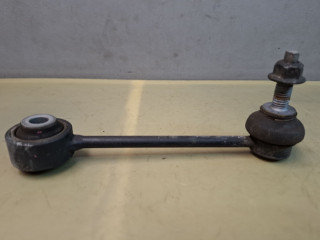 стойка стабилизатора Chevrolet Traverse 2 поколение [рестайлинг] 2022, 3.6 л., бензин, АКПП, белый, внедорожник 5 дв., полный привод