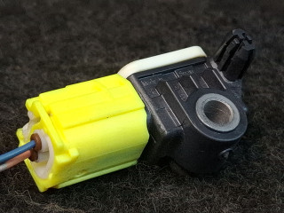 датчик удара Mitsubishi ASX 1 поколение 2012, 2.0 л., 4B11, бензин, АКПП, черный, внедорожник 5 дв., полный привод, 8651A166