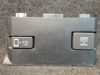 разъем AUX / USB Honda Civic 10 поколение 2017, 2.0 л., K20C2, бензин, АКПП, седан, передний привод