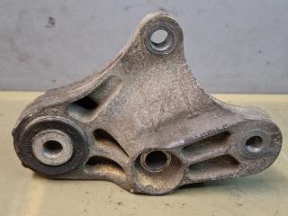 кронштейн КПП Ford Focus 2 поколение [рестайлинг] 2009, 2.0 л., бензин, 4M516P093