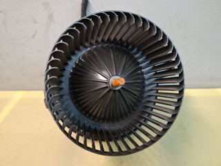 моторчик печки Chevrolet Traverse 2 поколение [рестайлинг] 2022, 3.6 л., бензин, АКПП, белый, внедорожник 5 дв., полный привод, LR951001