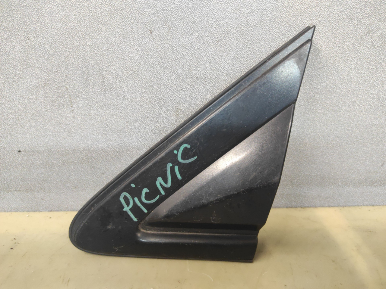 Накладка крыла (уголок зеркала) переднего левая Toyota Picnic 1 поколение XM10 1999, 6011844010 - фото №1