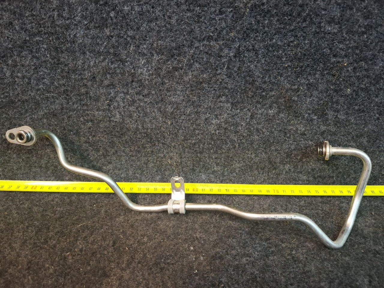 масляная трубка турбины Volkswagen Jetta 7 поколение 2019, 1.4 л., бензин, АКПП, серый, передний привод, 04E145140AE - фото №1