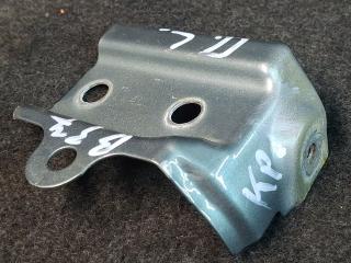 крепление ( кронштейн ) крыла Toyota Camry 7 поколение XV40 2008, 2.4 л., 2AZ-FE, бензин, АКПП, седан, передний привод