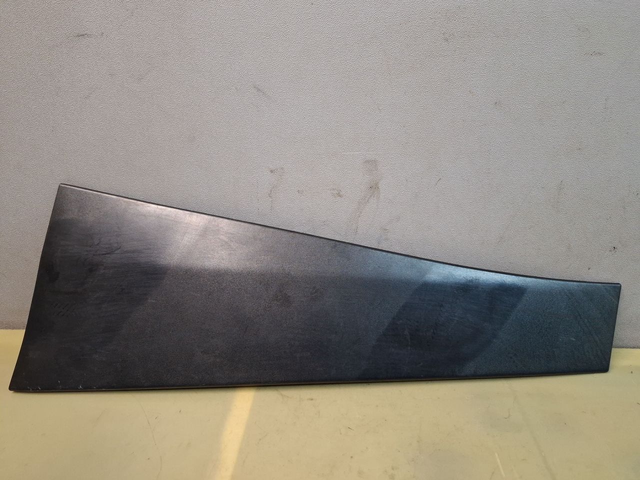 молдинг двери задней левой Toyota Sienna 3 поколение 2011, 3.5 л., 2GR-FE, бензин, АКПП, серый, передний привод - фото №1