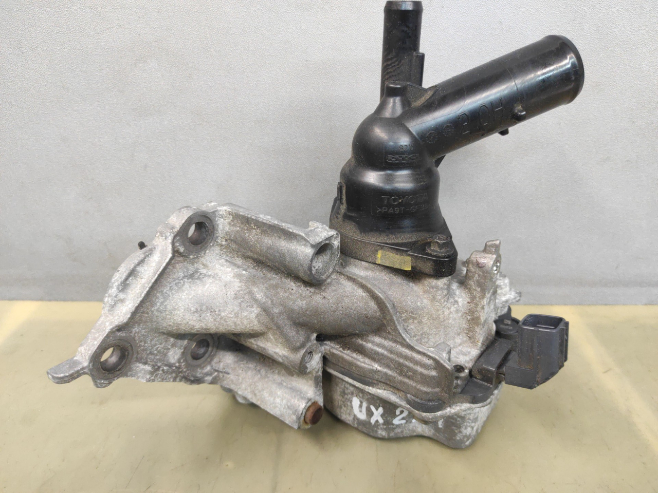 помпа Lexus UX 1 поколение 2021, 2.0 л., i, бензин, АКПП - фото №1