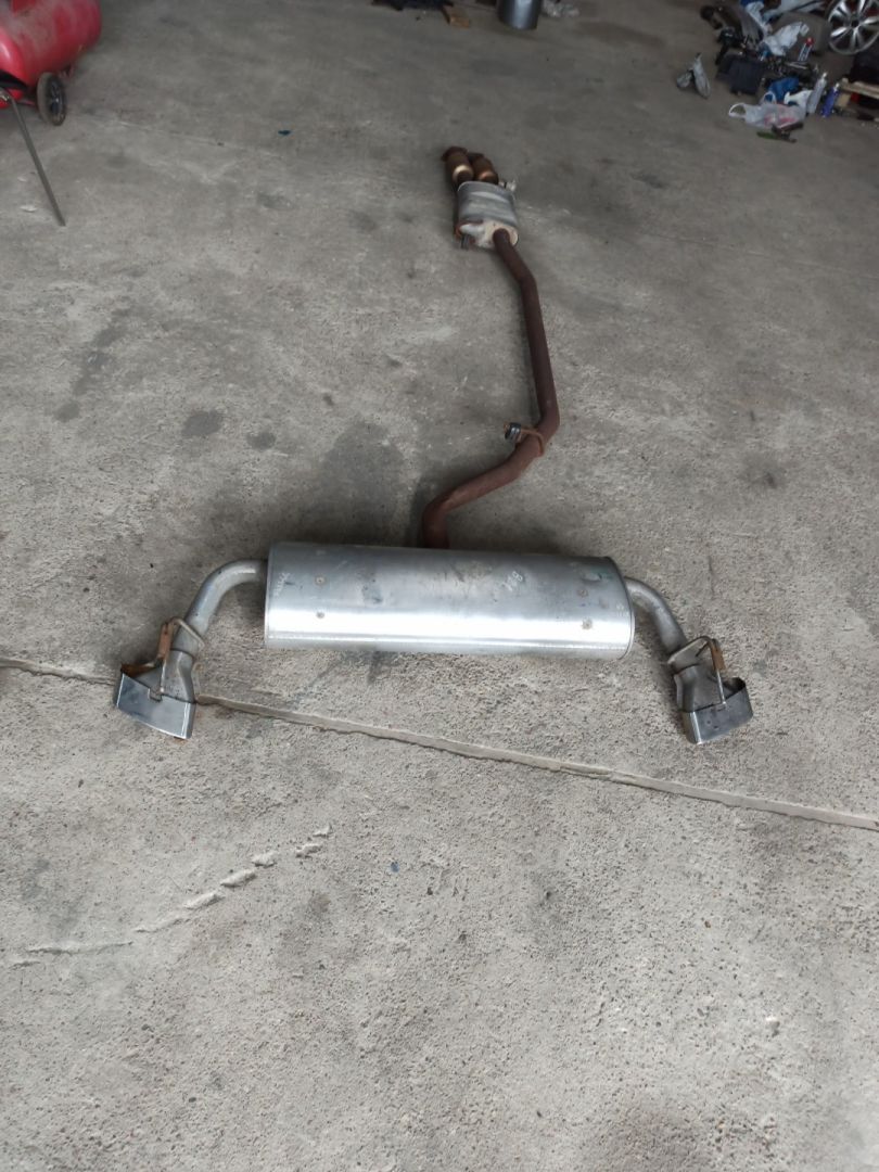 глушитель Chevrolet Blazer 3 поколение 2019, 3.6 л., бензин, АКПП, белый, полный привод - фото №1