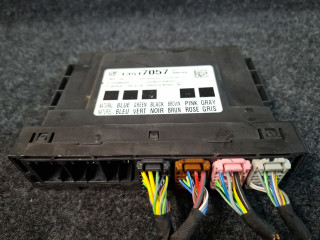 Блок управления BCM (Body Control Module) Chevrolet Equinox 3 поколение 2018, 2.0 л., бензин, АКПП, передний привод, 13517057