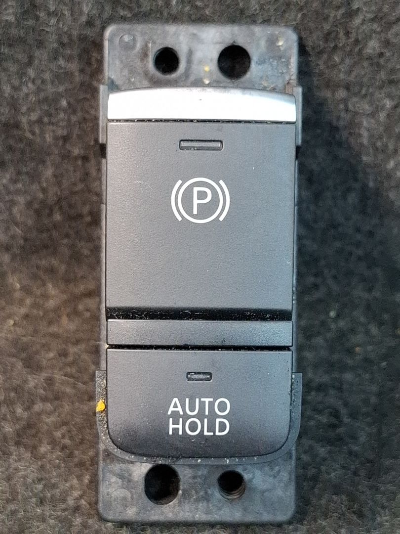 кнопка ручного тормоза (ручника) Infiniti QX50 P71A 2021, 2.0 л., бензин, АКПП, белый перламутр, лифтбэк, полный привод, 251755NAOA - фото №1