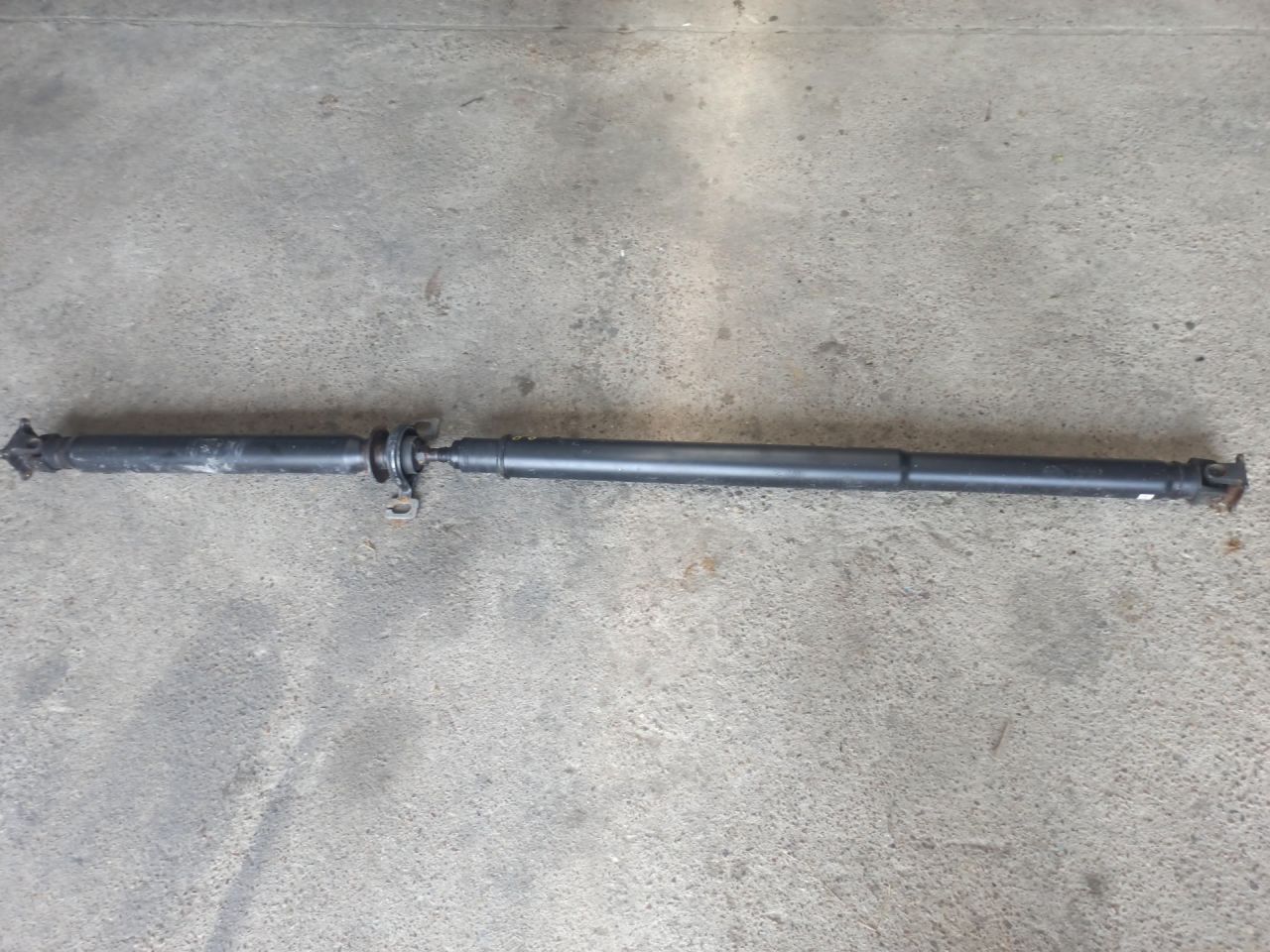 карданный вал Mazda CX-5 2 поколение KF 2018, 2.5 л., PYY1, бензин, АКПП, серый/46g, внедорожник 5 дв., полный привод - фото №1