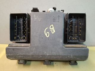 блок предохранителей Ford Edge 2 поколение CD539 [рестайлинг] 2020, 2.0 л., бензин, АКПП, красный, внедорожник 5 дв., полный привод, K2GT14D068BC, K2GT14D068BC01